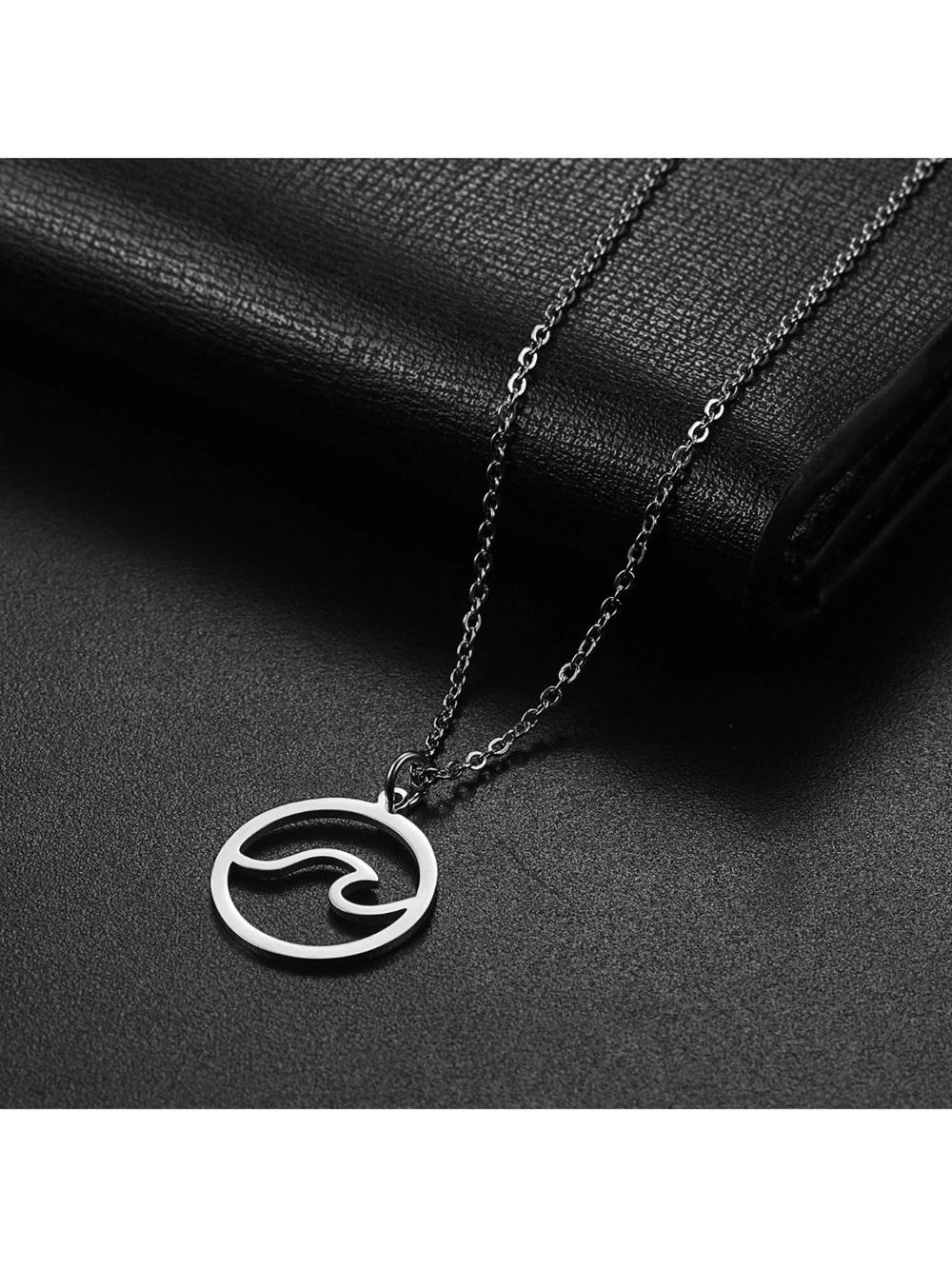 Ocean Wave Round Circle Beach Pendant Silver Chain Necklace New
